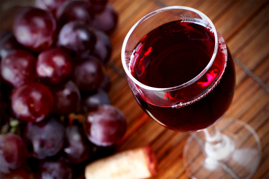 10 причин пити більше червоного вина