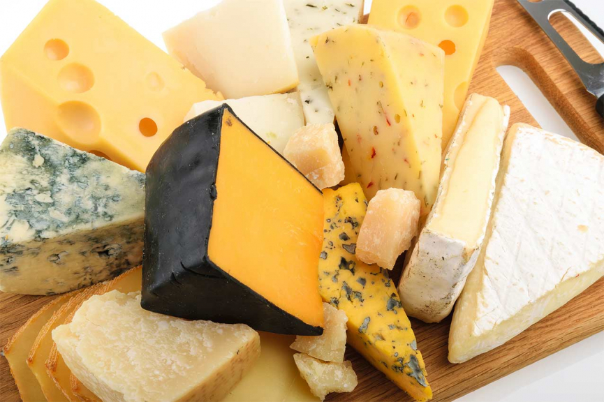 Скільки видів сирів ви знаєте?
