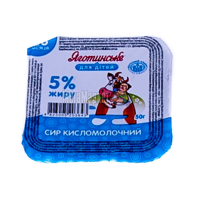 Сир Яготинське для дітей кисломолочний 5% 50г х12